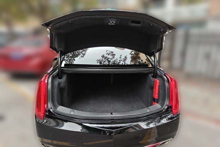 Used Cadillac XTS 2013 36S Platinum Edition
