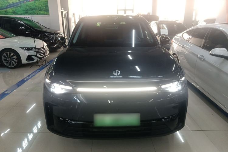 Used Leapmotor C16 2026 Extended-Range 280 LiDAR Zhizun Edition 6 Seats