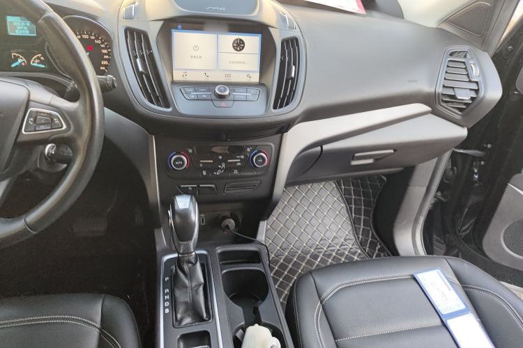 Used Ford Kuga 2019 EcoBoost 180 Two-Wheel-Drive Platinum Edition China VI Standard
