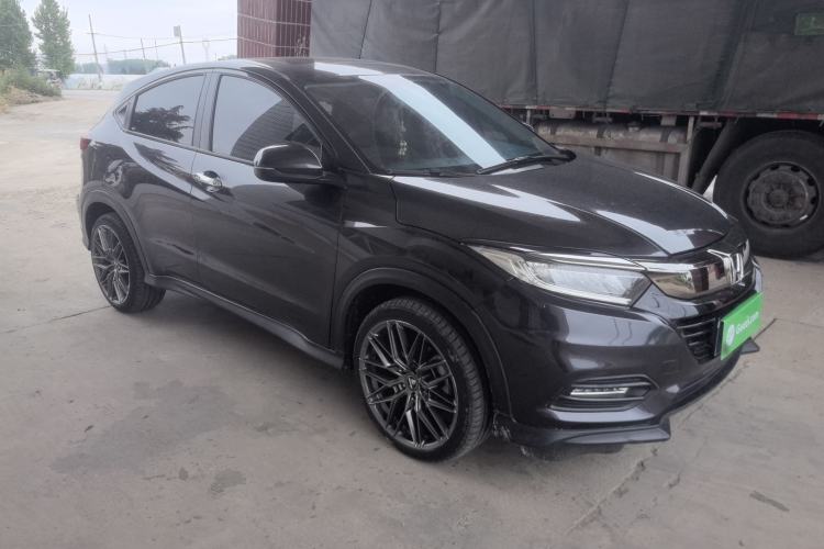Used Honda Vezel 2019 1.5L CVT Luxury Model China VI Front Right 45 Deg