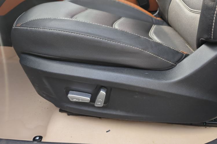 Used Zotye T300 2017 1.5L Manual Luxury Model
