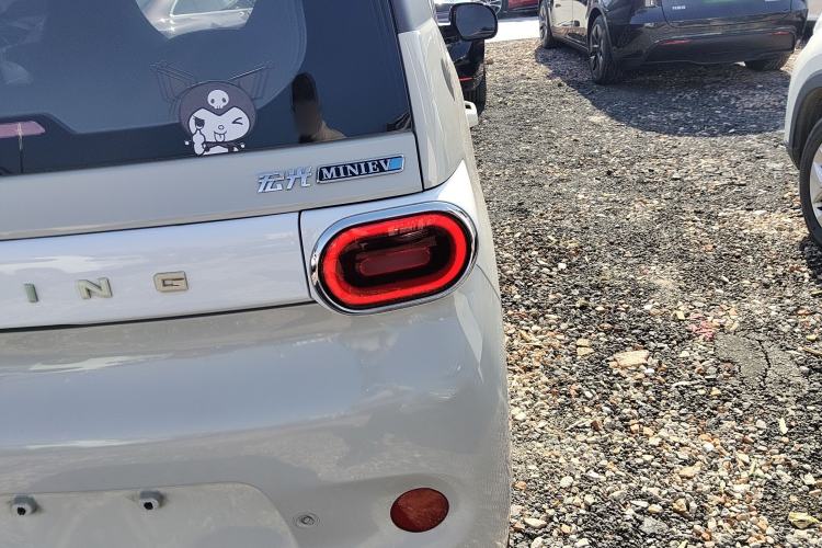 Used Wuling Hongguang MINIEV 2024 3rd Generation 215km Advanced Version
