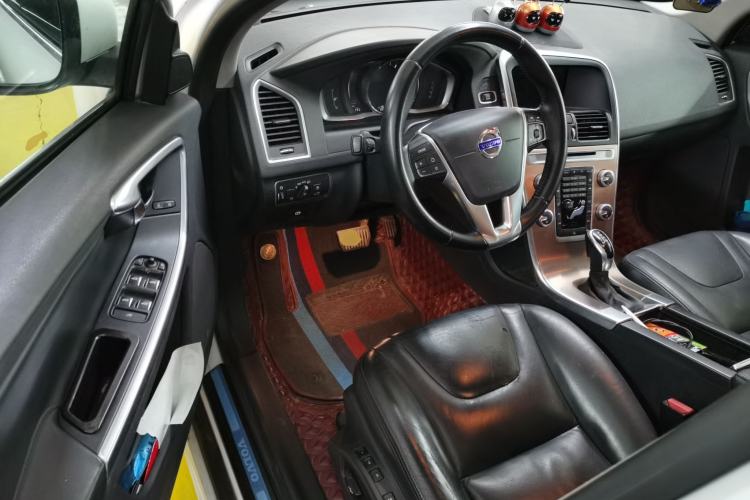 Used Volvo XC60 2017 T5 Smart Upgrade Edition