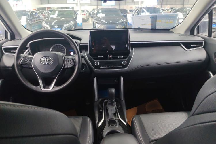 Used Toyota FRONTLANDER 2022 2.0L CVT Luxury PLUS Edition
