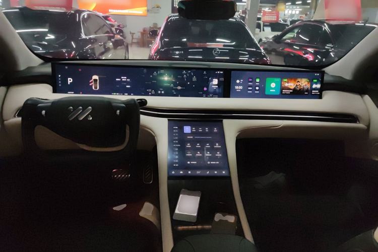 Used IM LS7 2024 90 kWh Max Elite Rear-Drive Version
