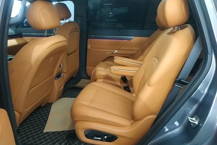 Used Dongfeng eπ eπ008 2026 Model Six-Seat Pure-Electric Family Edition Left Rear Seat