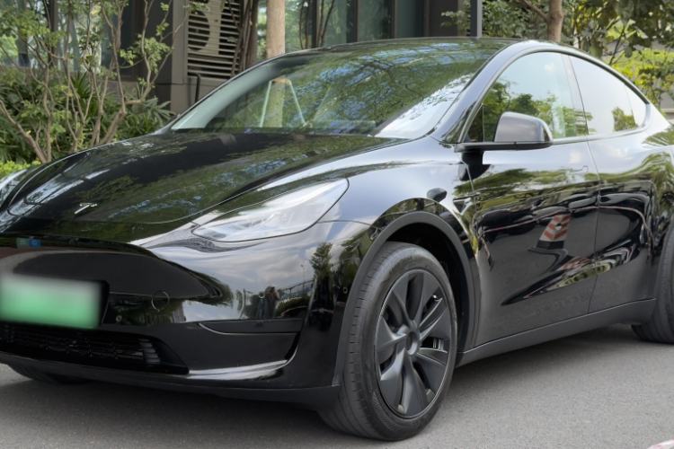 Used Tesla Model Y 2023 Rear-Wheel-Drive Version