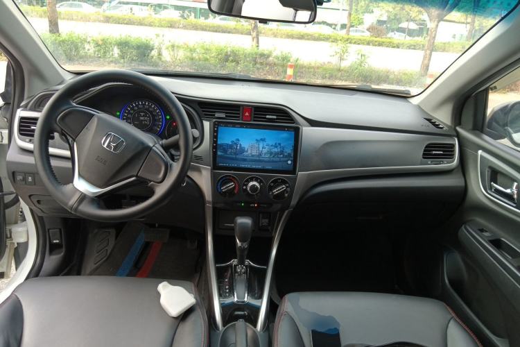 Used Honda Crider 2016 1.8L CVT Comfort Version Center Console