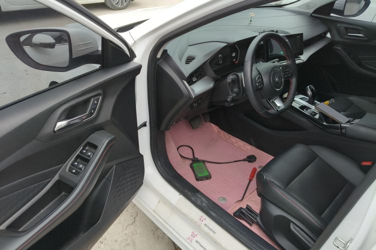 Used MG 5 2021 Revised 300TGI DCT Qingshè Luxurious Enjoyment Edition
