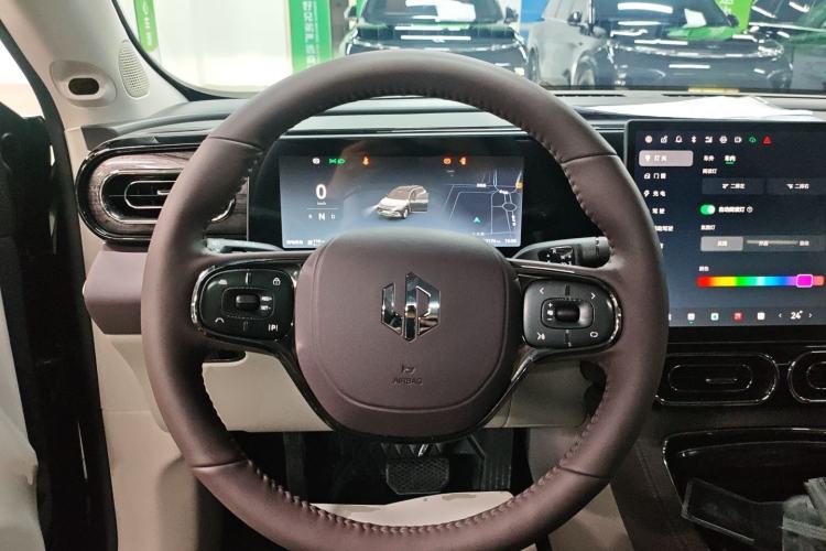 Used Leapmotor C11 2024 Range-Extended 300 Luxury Edition Steering Wheel