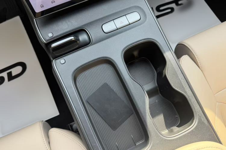 Used Nio ET5T 2023 75 kWh Touring