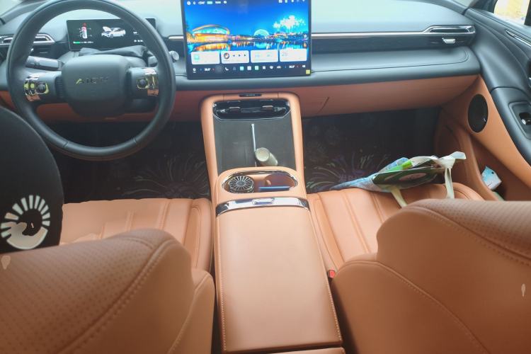 Used AION RT 2025 650 LiDAR Edition Center Console