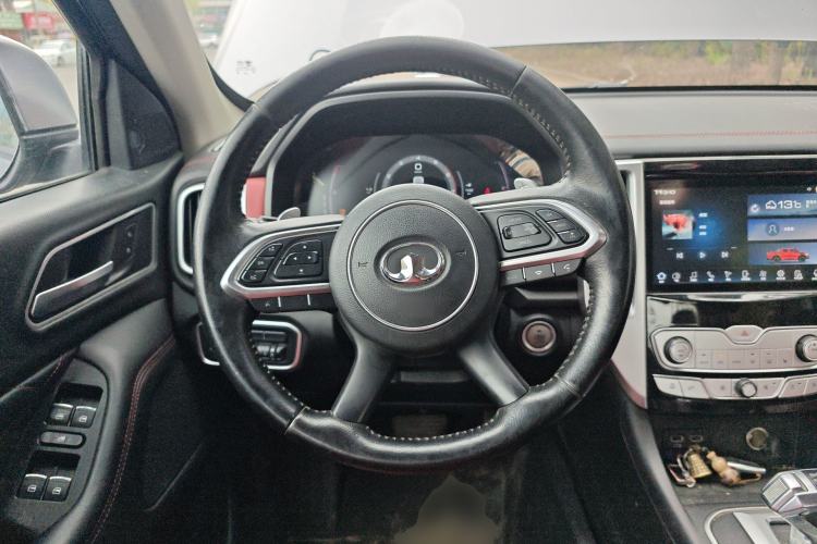 Used Great Wall Poer 2020 2.0T Off-Road Version Automatic Gasoline Four-Wheel Drive High-End Edition GW4C20B Steering Wheel