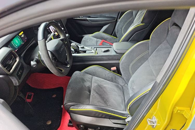 Used Lynk & Co 03 2021 03+ 2.0TD Automatic Performance Package Edition
