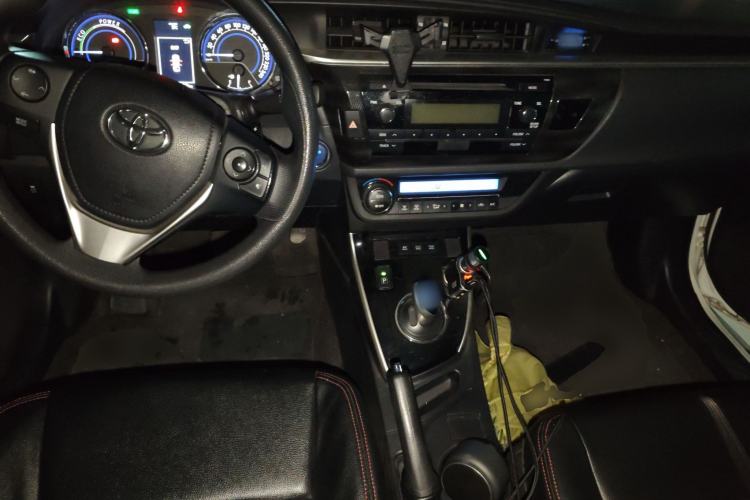 Used Toyota Levin 2016 Dual-Engine 1.8H GS E-CVT Elite Model with Sunroof