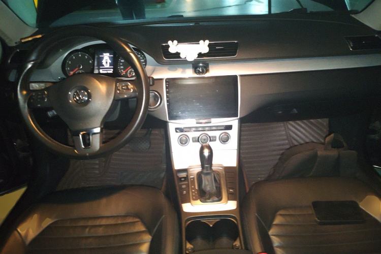 Used Volkswagen Magotan 2015 1.8TSI Advanced Model
