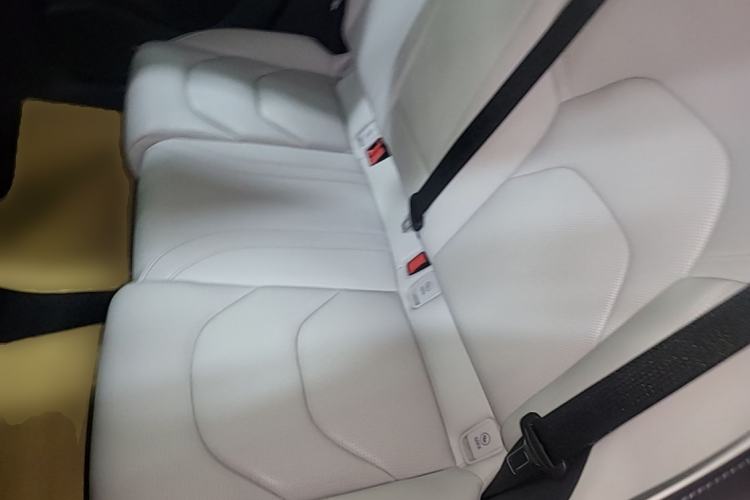 Used Xiaomi Auto SU7 2024 Four-Wheel Drive Ultra-Long Range Advanced Intelligent Driving Max Edition