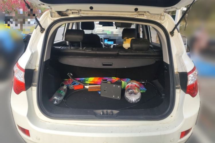 Used CHANGAN CS35 2016 1.6L Manual Luxury Model China V Standard Trunk