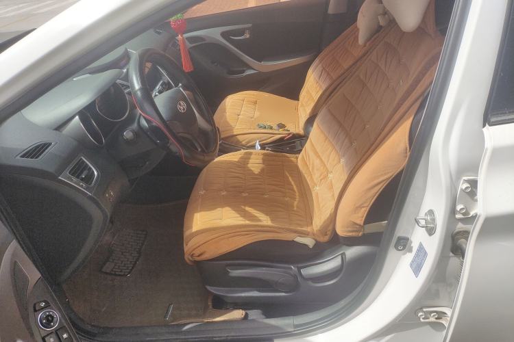 Used Hyundai Elantra (5th Generation / Langdong) 2015 1.6L Automatic Leading Model