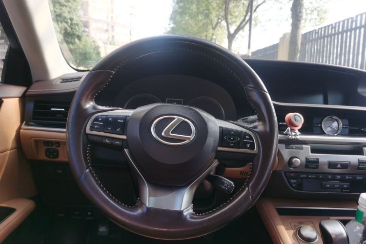 Used Lexus ES 2015 200 Elite Edition