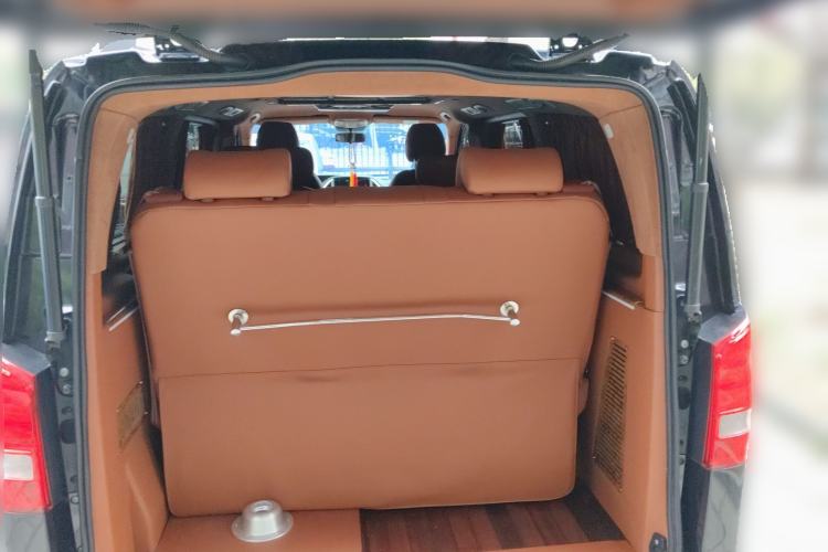 Used Mercedes-Benz Vito  Trunk