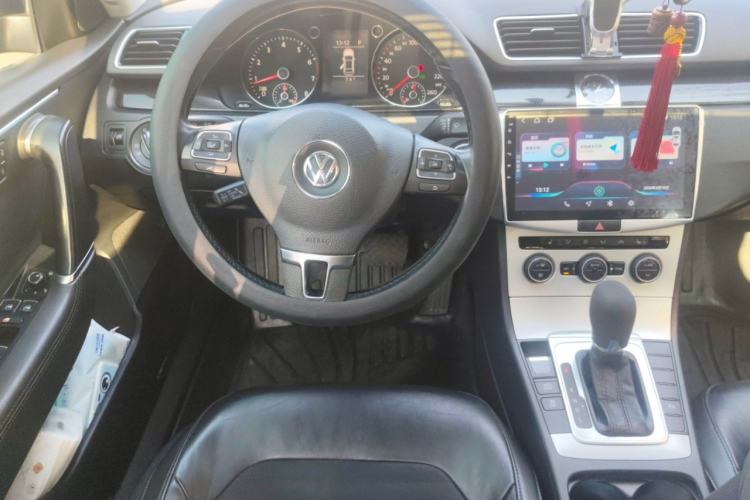 Used Volkswagen Magotan 2015 1.8TSI Luxury Model Steering Wheel