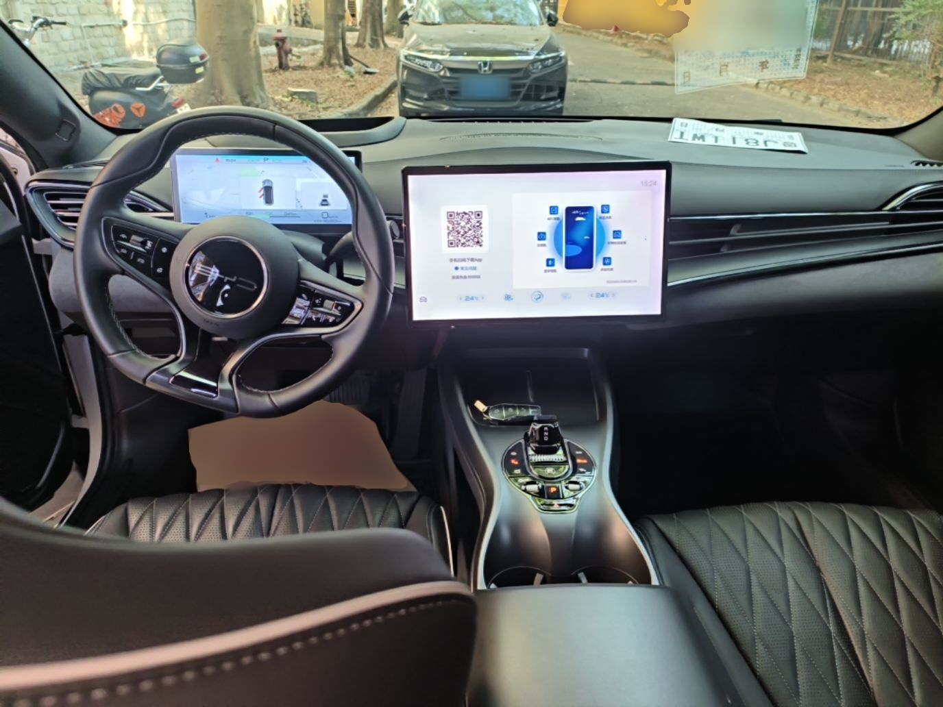 BYD Seal 2022 650 km All-Wheel-Drive Performance Version — снимка 12