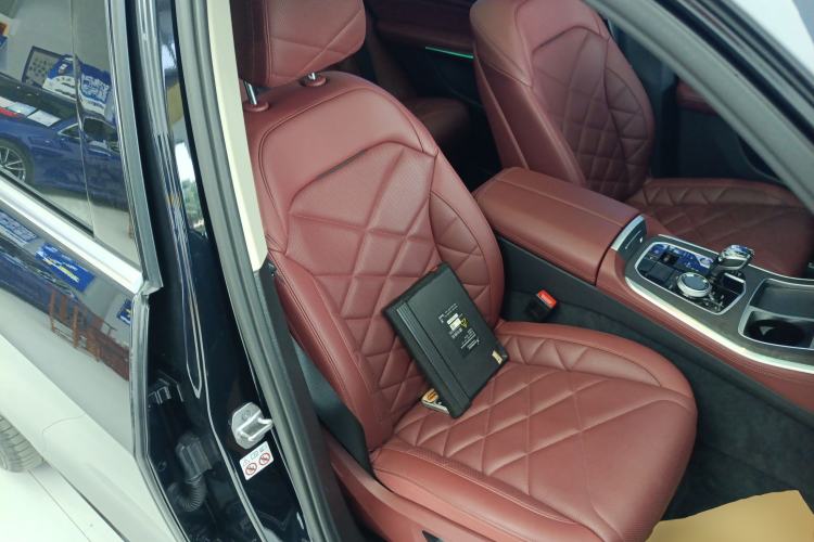 Used BMW X5 2022 Restyled xDrive 30Li Luxury Version M Sport Package
