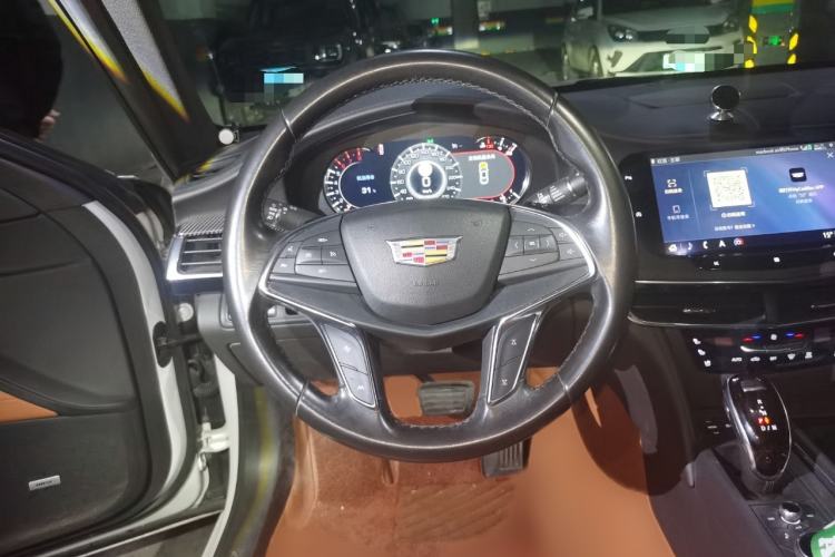 Used Cadillac CT6 2021 28T Luxury Version Steering Wheel