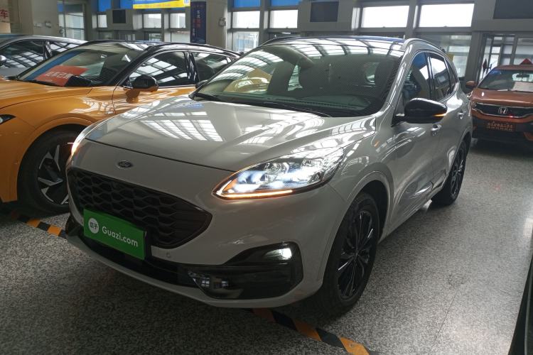 Used Ford Escape 2024 EcoBoost 245 Four-Wheel Drive ST-Line Pro Trim