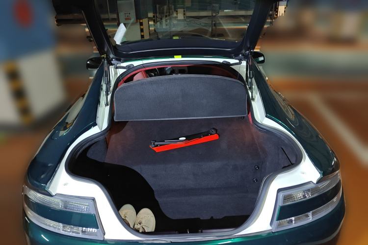 Used AstonMartin V8 Vantage 2011 4.7L Sportshift Coupe