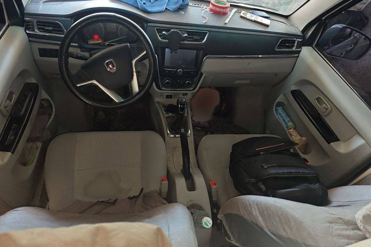 Used Jinbei New Hiace X30L 2023 1.5L Wealth Edition Van 2/5-Seater Air-Conditioned Model SWC15M