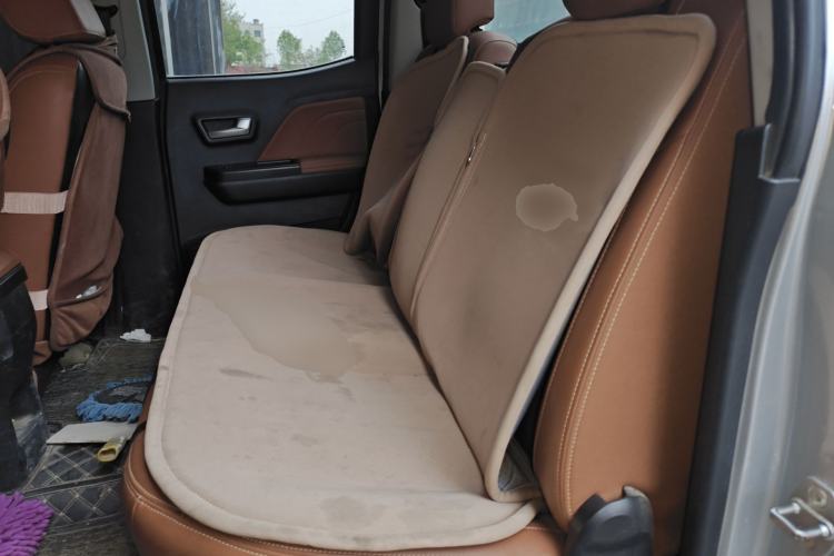 Used Great Wall Wingle 7 2021 2.0T Gasoline Two-Wheel Drive Elite Version with Large Double Cabin GW4C20B Left Rear Seat