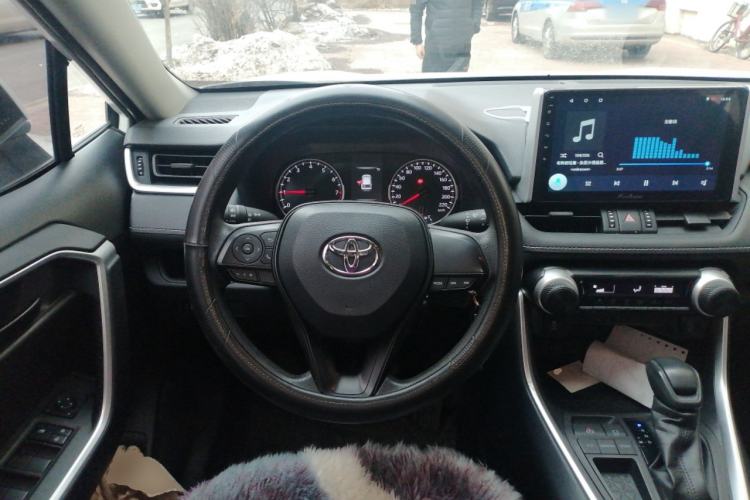 Used Toyota Wildlander 2022 2.0L CVT Two-Wheel Drive Leading Edition