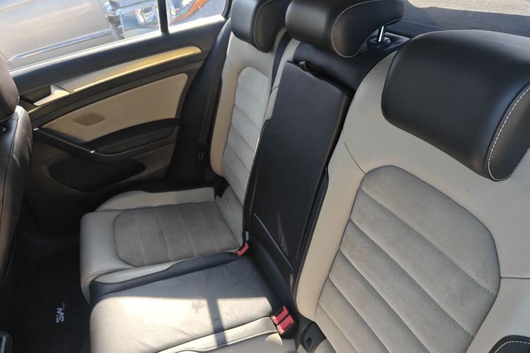 Used Volkswagen Golf 2017 230TSI Automatic Comfort Edition – Celebrating Milestone of One Million Units
