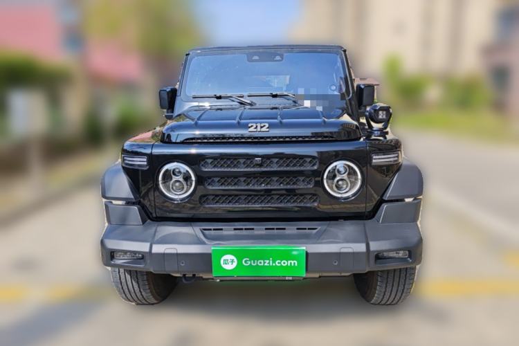 Used 212 T01 2024 2.0T Explorer Front