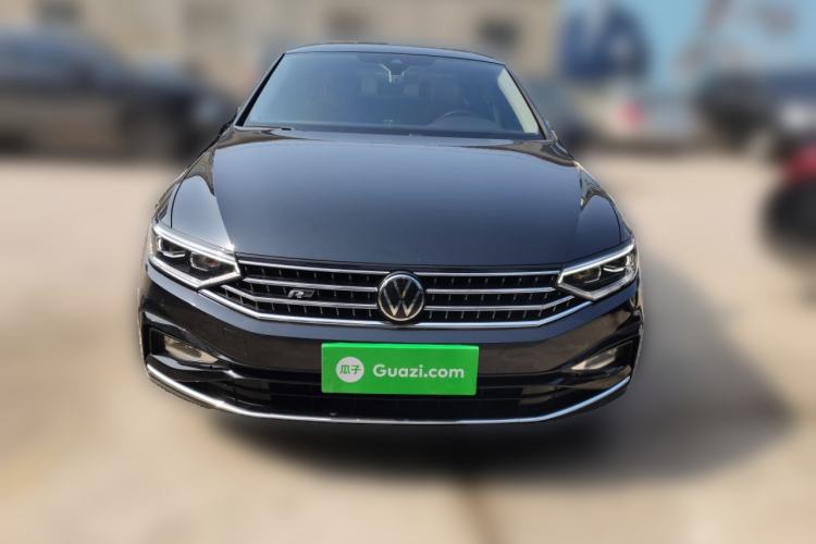 Used Volkswagen Magotan 2023 2 Million Units Commemorative Edition 330TSI DSG Luxury Version
