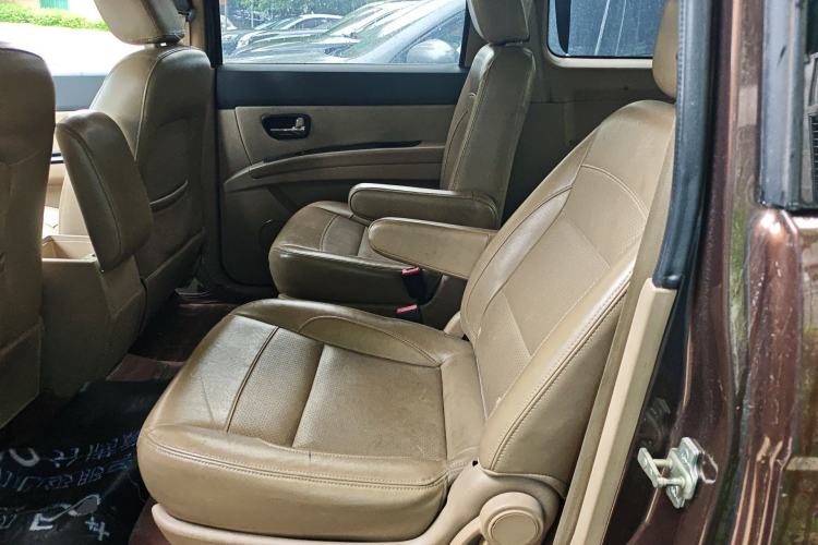 Used Wuling Hongguang 2014 1.5L S Luxury Model Left Rear Seat