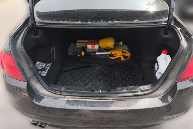 Used BMW 5 Series 2014 520Li Elegant Model
