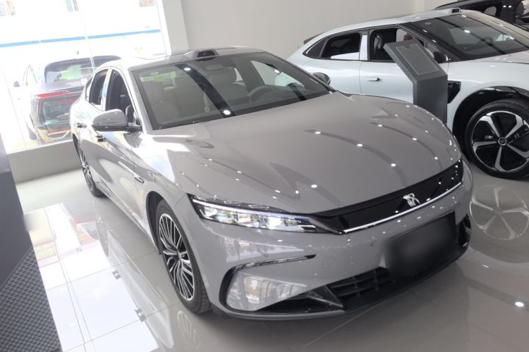 Used BYD Han 2025 DM-i Intelligent Driving Edition 125KM LiDAR Flagship Model
