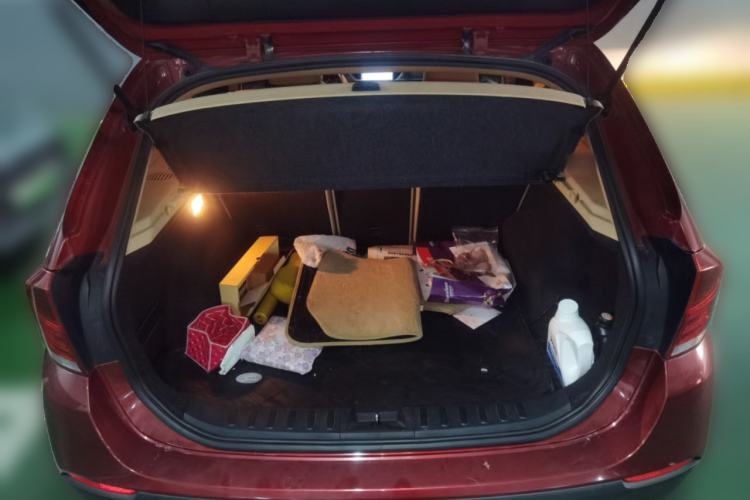 Used BMW X1 2012 xDrive20i Trunk