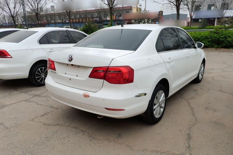 Used Volkswagen Jetta 2015 1.6L Manual Comfort Model Rear Right 45 Deg