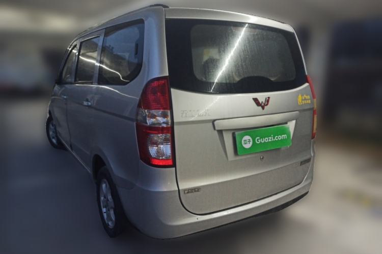 Used Wuling Hongguang 2013 1.5L Standard Version
