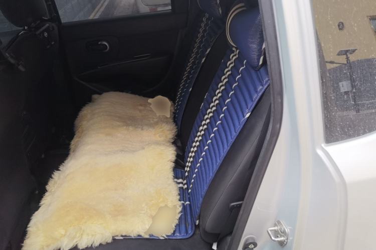 Used Nissan Livina 2010 Jingrui Edition 1.6L Manual Standard Model Left Rear Seat