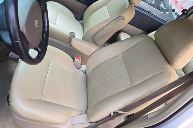 Used Buick GL8 2014 2.4L Executive Edition Left Front Seat