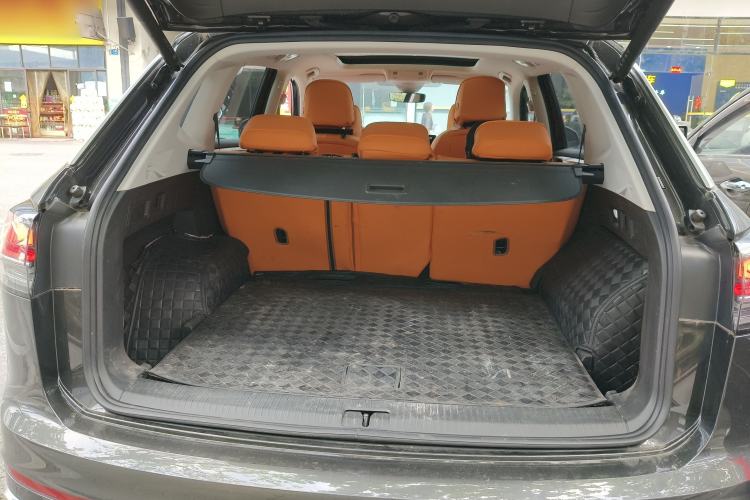 Used Volkswagen Tayron 2024 330TSI Two-Wheel Drive R-Line High-Energy Version Trunk