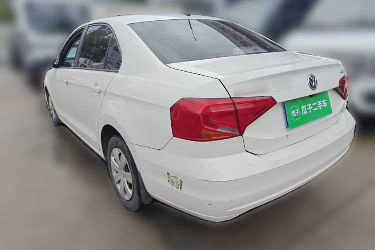 Used Volkswagen Jetta 2017 1.5L Manual Fashion Edition
