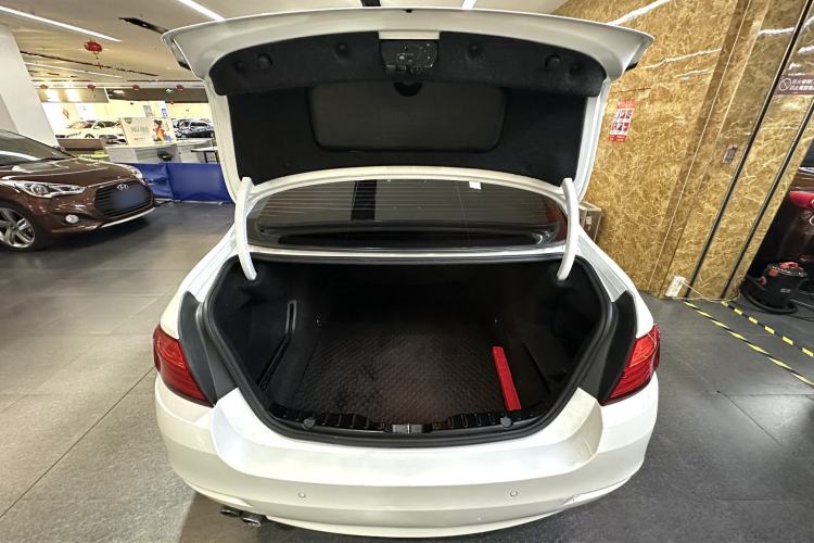 Used BMW 5 Series 2014 525Li Leading Model