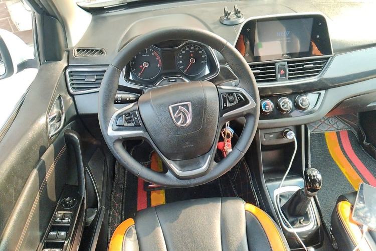 Used Baojun 310 2016 1.2L Manual Luxury Model