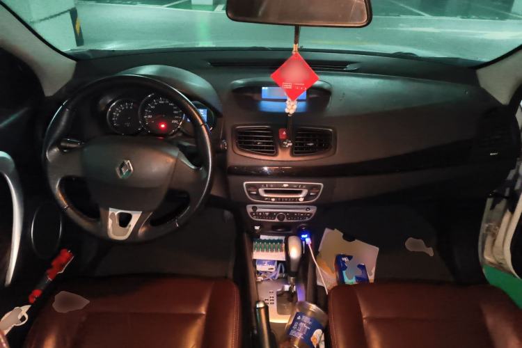 Used Renault Fluence 2011 2.0L Fashion Edition